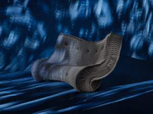 Sofa Matrizia, kousek, který nenechá nikoho chladným. Designéra Rona Arada inspirovala odhozená matrace na ulici v New Yorku. Foto Tom Vack. MOROSO