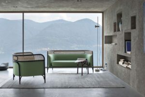 TARGA, dvoumístné sofa, design Stine Gamová a Enrico Fratesi pro THONET. 