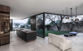 Snový dům na břehu italského jezera Garda