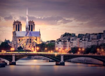 Srdce Paříže by mělo bít na střeše Notre-Dame